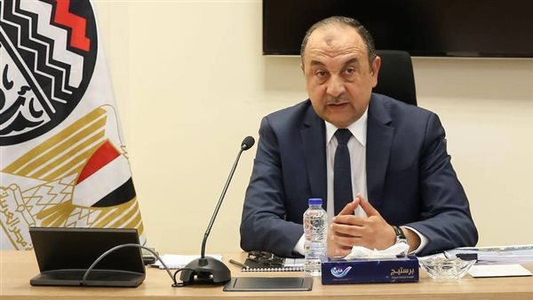 محمد شيمي وزير قطاع