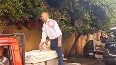 داخل صناديق مغلقة ووسط إجراءات مشددة.. وصول أسئلة اللغة العربية للجان على عربات نقل مؤمّنة