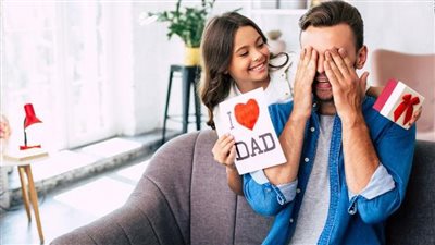 أجمل هدايا عيد الأب 2025 وأروع التهاني.. اعرف موعد عيد الأب