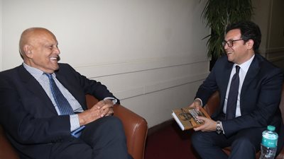 مجدي يعقوب عن تصميم تمثال له: أنا مستحقش كل ده لكن أن بحب مصر وبحب شغلي وبحب الفن