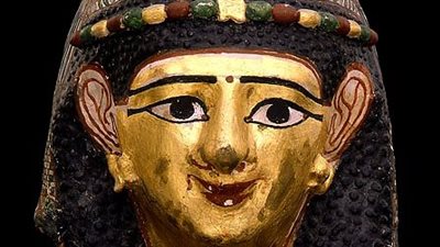 متحف ألماني يعرض قناع مومياء مصري من العصر البطلمي