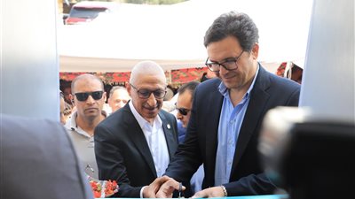 وزير الثقافة ومحافظ شمال سيناء يفتتحان بيت ثقافة قاطية ببئر العبد بعد تطويره