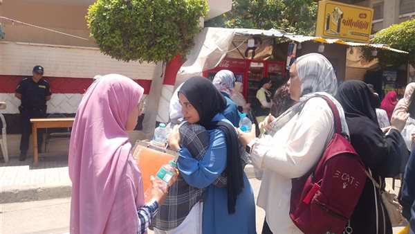 طلاب الثانوية العامة