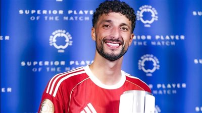 بين مطرقة إيفونا وسندان أزارو.. كيف يتعامل الأهلي في ملف وسام أبو علي؟