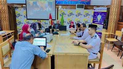 وكيل تعليم الفيوم يتابع غرفة عمليات امتحانات الثانوية العامة في مادة اللغة الأجنبية الثانية 