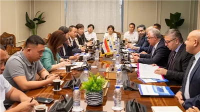 وفد صيني رفيع من إقليم جيلين يبحث فرص الاستثمار بالمنطقة الاقتصادية لقناة السويس