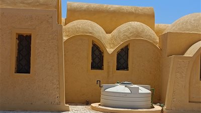 بتكلفة 110 ملايين جنيه.. وزيرة البيئة تتفقد 50 بيتا بدويا أنشئت بمحمية نبق بشرم الشيخ