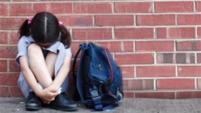 استغل صداقتها بابنته.. المشدد 15 سنة لـ ولي أمر حاول التعدي على تلميذة داخل مدرسة بالوراق