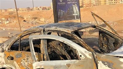 إصابة شخصين في حريق سيارة بأكتوبر 