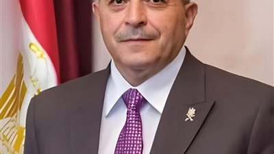 محافظ بورسعيد يعتمد حركة تنقلات مديري ووكلاء الإدارات التعليمية