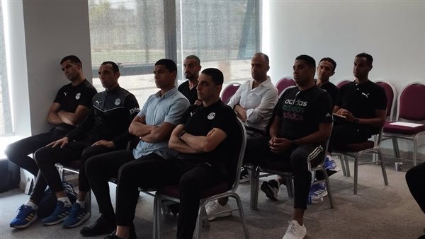 حكام الدوري الممتاز