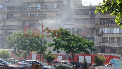 نشوب حريق في شقتين أمام كافيه الملك فاروق بشارع فيصل