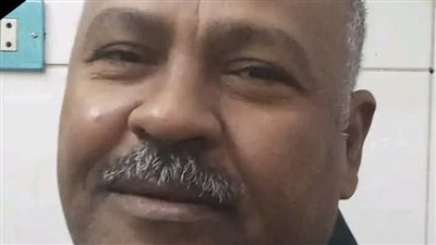 مات واقفا بين يدي الله.. وفاة عامل من قنا خلال أدائه صلاة المغرب 