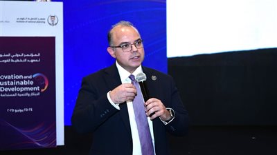 رئيس الرقابة المالية: التكنولوجيا لها دور كبير في تقليل تكلفة الاستحواذ والحفاظ على العملاء