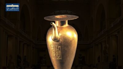 إناء ذهبي من تانيس.. قطعة فريدة تسرد تاريخ آمون إم أوبت في المتحف المصري بالتحرير