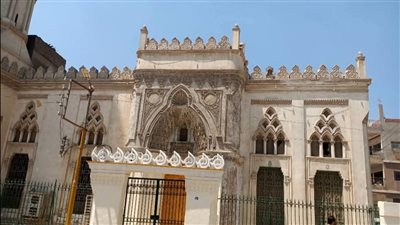 لجنة من السياحة تعاين مسجد الطاروطي بالشرقية تمهيدًا لتسجيله في عداد الآثار الإسلامية| خاص 