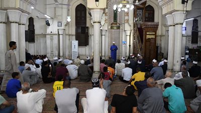 بالذكر والتواشيح.. قنا تحتفل بالعام الهجري الجديد بمسجد عبدالرحيم القنائي| صور