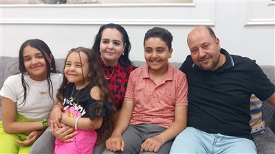 عرفت من القاهرة 24.. الأول على الشهادة الإعدادية بأسيوط: حلمي أكون دكتور زي بابا وماما