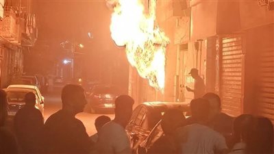 النار كلت المواسير.. السيطرة على حريق داخل محل أدوات صحية وسباكة بطنطا 