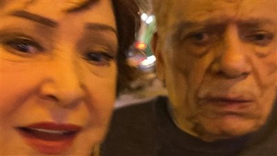 لبلبة تكشف لـ القاهرة 24 حقيقة الصورة المتداولة لها مع عادل إمام