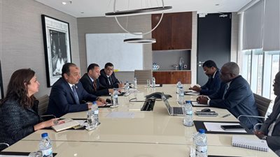 وزير قطاع الأعمال: مستعدون لنقل التجربة المصرية الرائدة عمرانيًا وسياحيًا إلى أنجولا