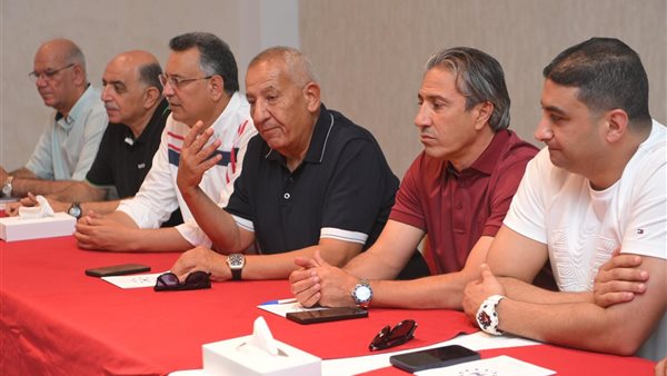 مجلس إدارة النادي