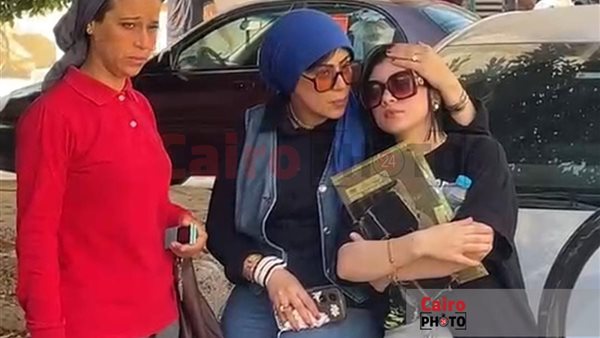 إحدى الطالبات بعد