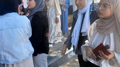 طلاب الثانوية العامة بالفيوم: امتحان التاريخ في مستوى الطالب المتوسط