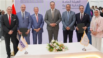 الرعاية الصحية: توقيع بروتوكول لإنشاء بنوك للخلايا الجذعية بمنشآت الهيئة 