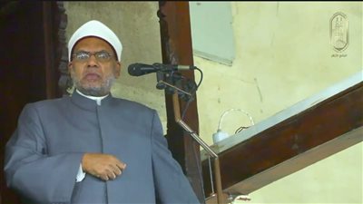خطيب الجامع الأزهر: حب الأوطان ليس مجرد شعار بل جزء من الإيمان وغريزة فطرية 