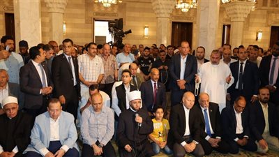 وزير الأوقاف يشهد مجلس ذكر بعد صلاة الجمعة.. ويزور مقام السيدة نفيسة