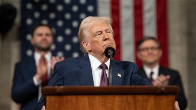 ترامب يهاجم المركزي الأمريكي: سعر الفائدة يجب أن يكون 1% أو أقل