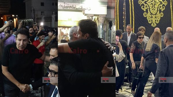 جانب من عزاء والد