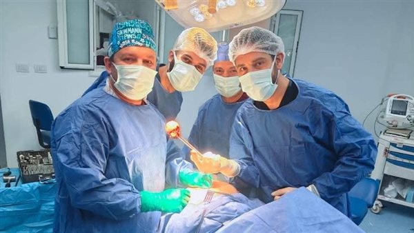 الفريق الطبي