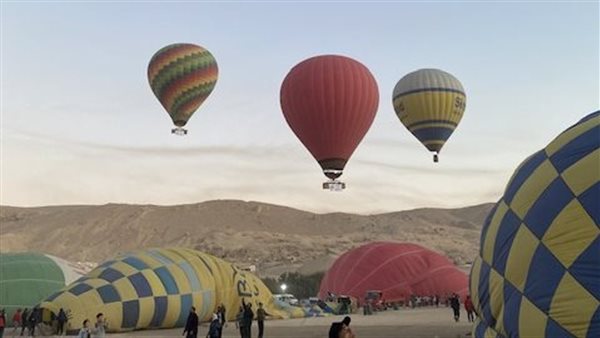 مطار البالون الطائر