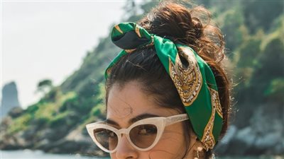 أجمل تسريحات الشعر للبنات في الصيف 2025 مناسبة للحر والأجواء الحارة