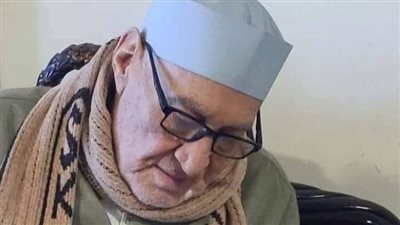 أهالي إدفينا يشيعون جثمان شيخ مقارئ البحيرة فتح الله أبو سماحة