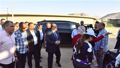 محافظ أسيوط يتفقد محطة معالجة المشايعة ضمن مشروع الصرف الصحي المتكامل بصدفا والغنايم