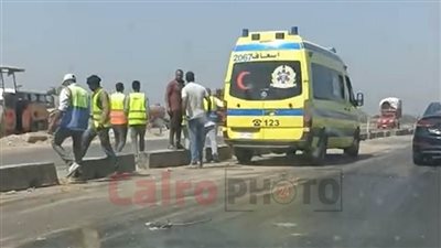 قبل زيارة وزير النقل.. حادث سيارة ربع نقل محملة بالفاكهة على الطريق الإقليمي بالمنوفية 