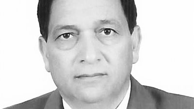 بعد رحلة طويلة مع المرض.. وفاة الدكتور سيد عفيفي عضو هيئة التدريس بإعلام الأزهر