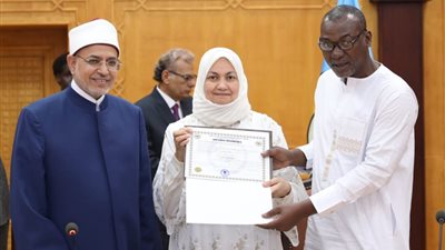 جامعة إفريقيا الفرنسية العربية بمالي تمنح الدكتوراه الفخرية لرئيس جامعة الأزهر ومستشارة الطيب