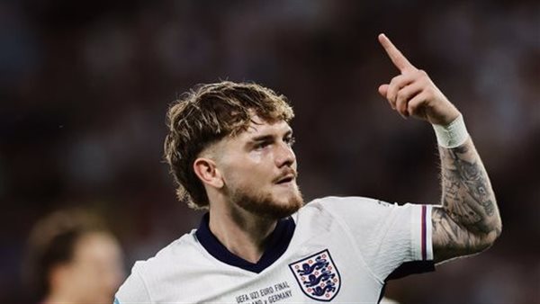 هارفي إيليوت لاعب