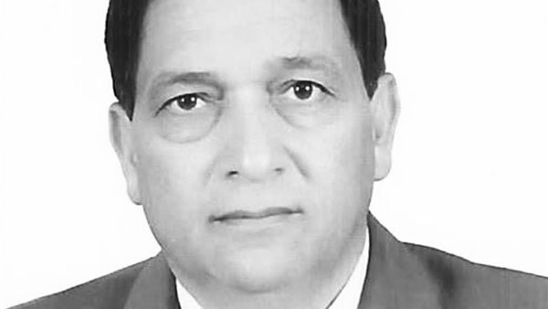 الدكتور سيد عفيفي