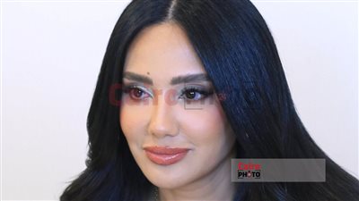 مي القاضي: متعلمتش الرقص من فيفي عبده.. روحت مدرسة رقص لمدة 5 أشهر علشان العتاولة