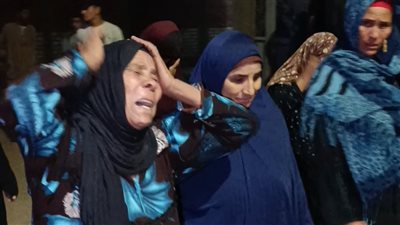 انتشال ثالث ضحايا مركب الغرق بالمنيا ومواصلة البحث عن الرابع