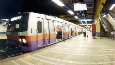 تعطل حركة قطارات الخط الثاني للمترو في محطة السادات 