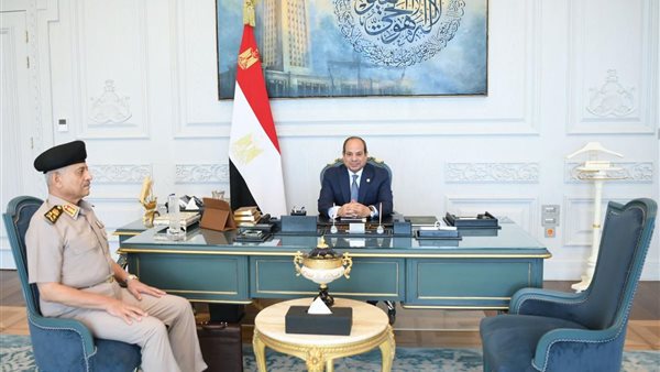 الرئيس السيسي مع