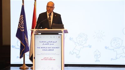 وزير العمل: حادث فتيات المنوفية يدعونا إلى الوقوف بجدية أمام ظاهرة عمل الصغار المخالفة للاتفاقيات الدولية 