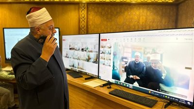 غرفة العمليات المركزية بقطاع المعاهد الأزهرية: امتحان التوحيد جاء في مستوى الطالب المتوسط ومناسبًا للمدة الزمنية