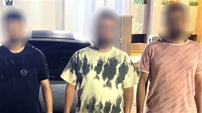 خلافات على المشاريب.. ضبط المتهمين بالاعتداء على صاحب كافية بسلاح أبيض في الجيزة 